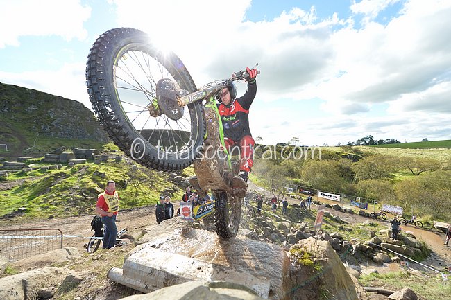 James Dabill dominiert Finale